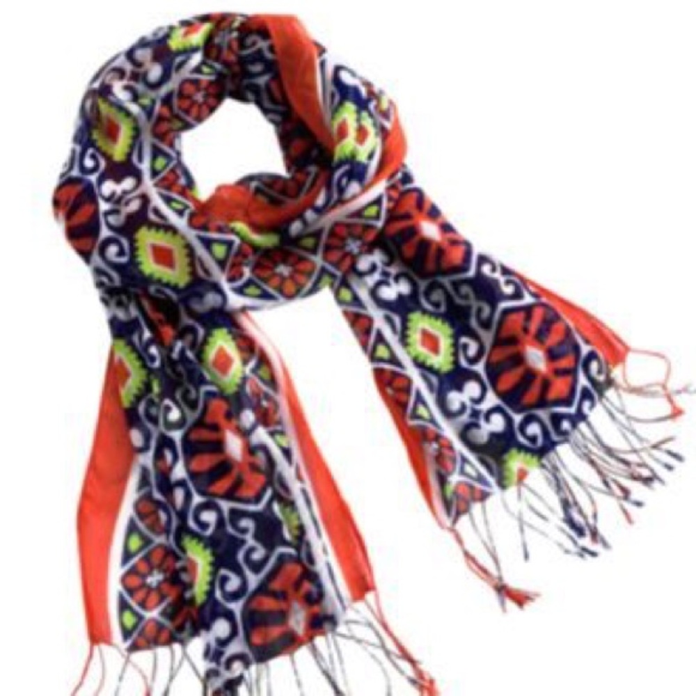 Vera Bradley fringe scarf retired Sun valley NWT - Picture 2 of 3
